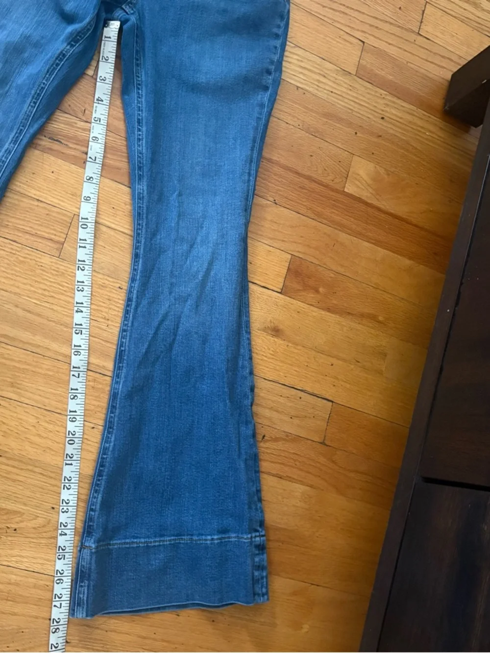 Boden Blue Flare Jeans - Wide Leg Fits Like a 4 - Picture 5 of 9